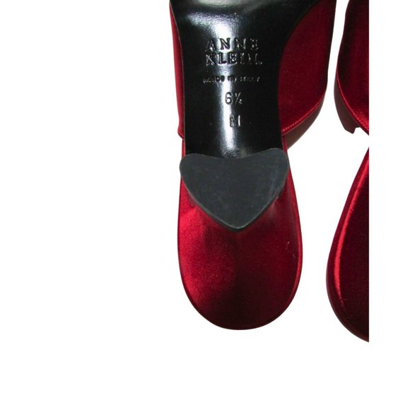 NWT Vintage Red Satin Mule with Square Toe, Heart Shaped Heel and Rhinestones - Picture 3 of 8